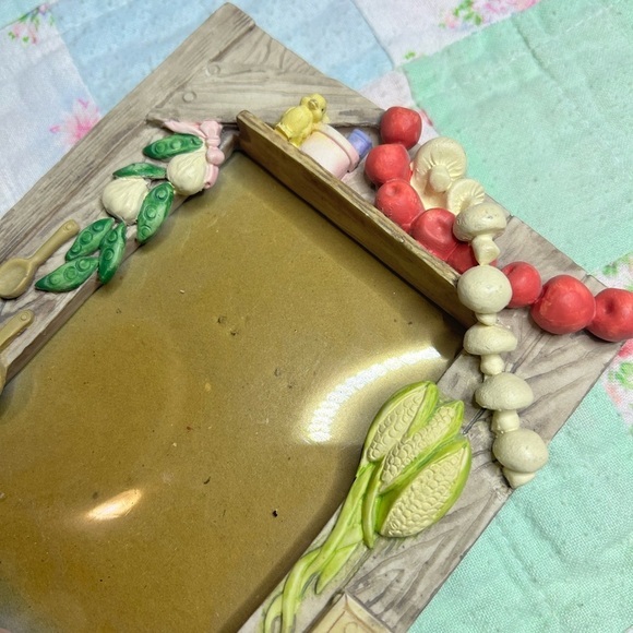 Tint Talk Collection Bunny Rabbit Garden Picture Frame - Picture 2 of 7